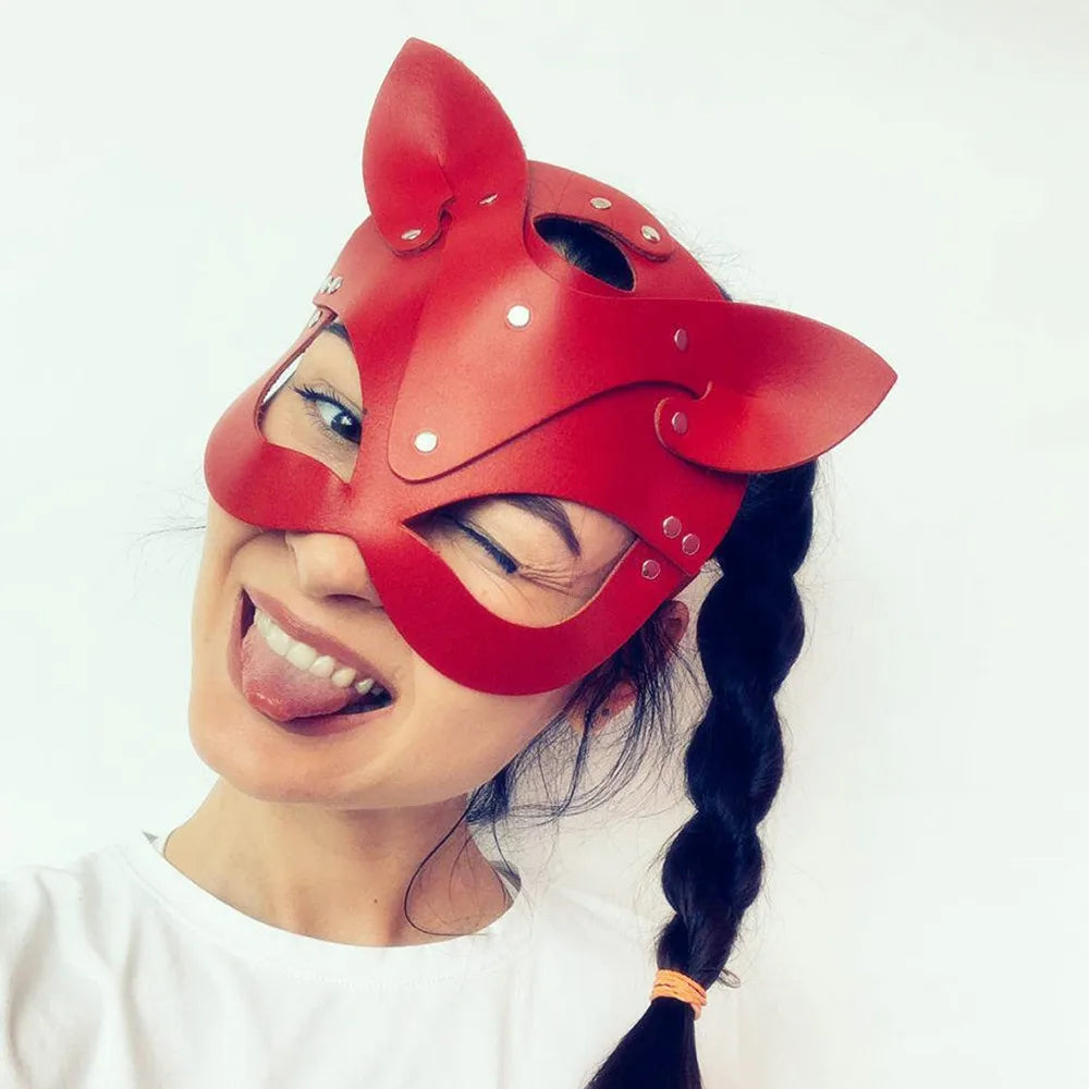 Women Sexy Red Leather Mask Gothic Cosplay Masquerade Ball Half Face Cat Mask BDSM Sex Games Toy Party Fancy Masks Accessories