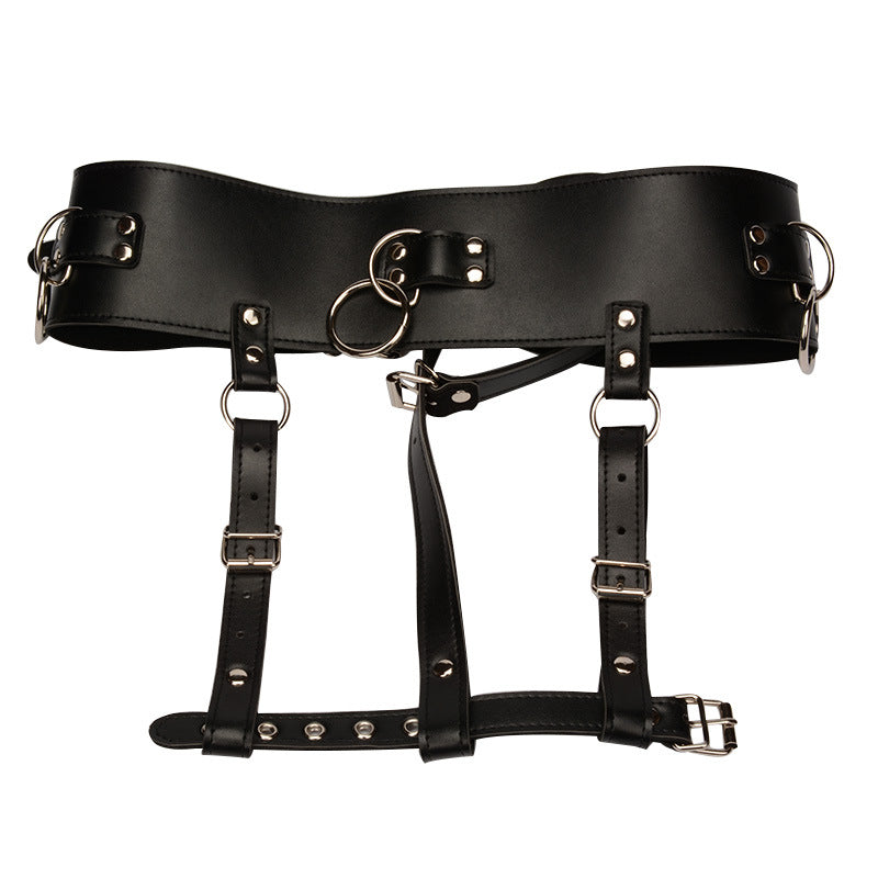 Ceinture d'orgasme forcé en cuir strict pour la baguette magique Hitachi